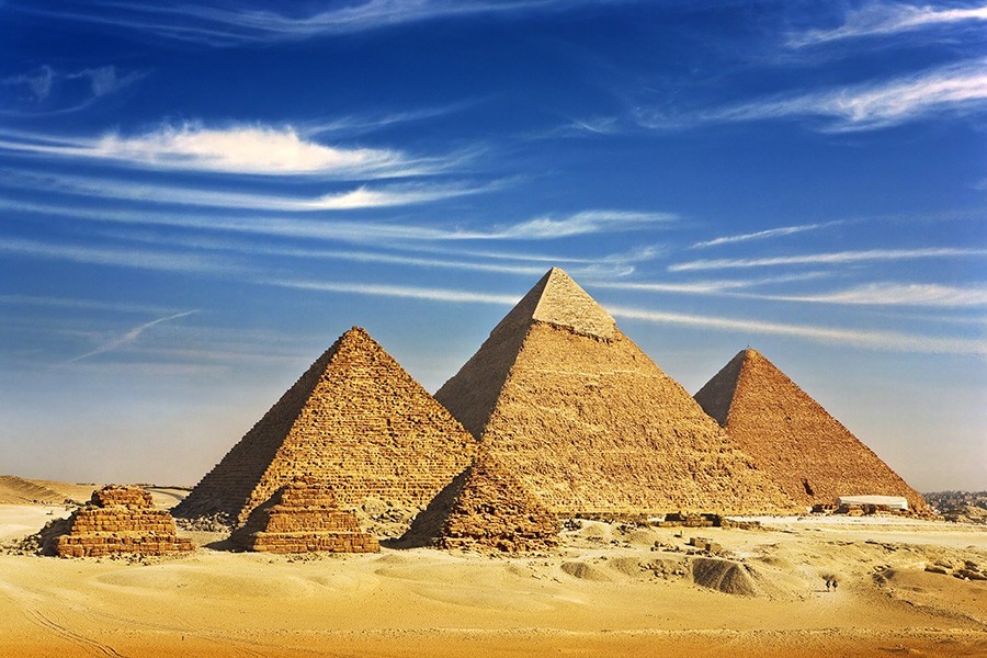 Giza pyramids, Egyptian museum and Khan El Khalili Bazar